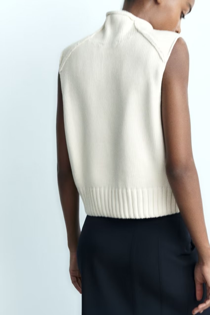 The Noemi Knit Vest