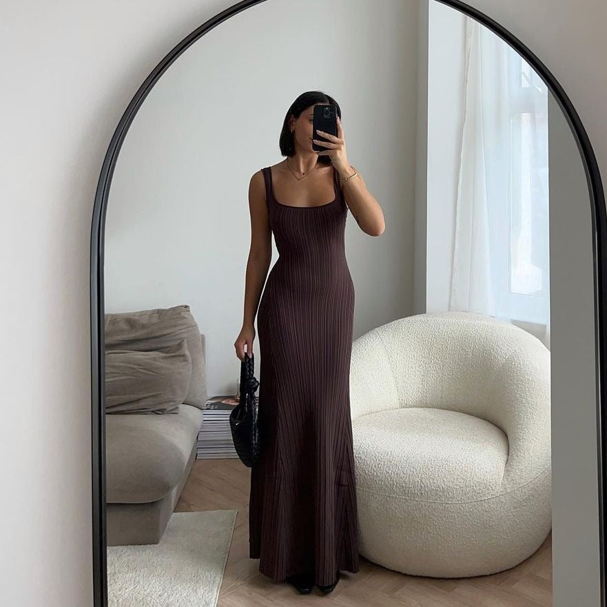 The Camryn Sculpted Knit Maxi Dress